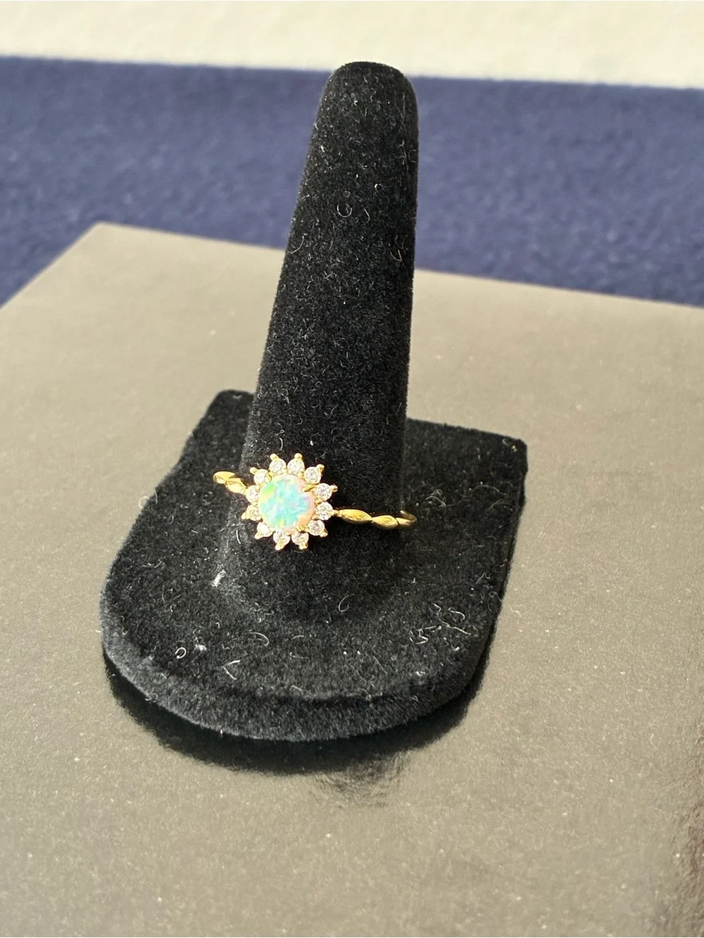 925 Sterling Silver Gold Tone  Opal Halo Ring Sz 9- White Opal